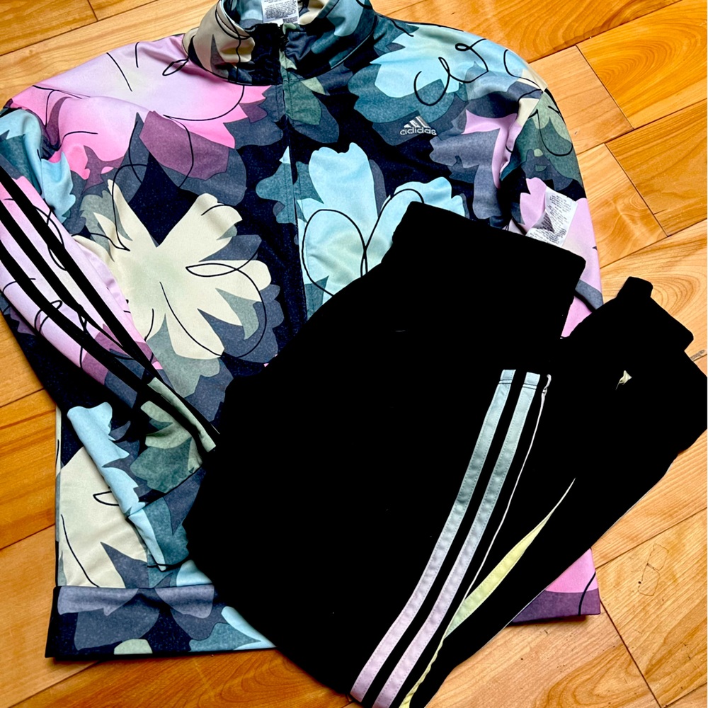 Adidas girls jacket/jogger set